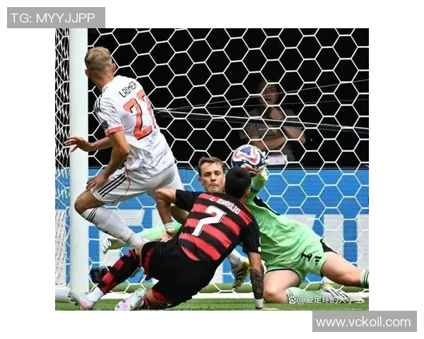 足球明星孩子与对手的友谊故事展现运动精神与亲情的完美结合