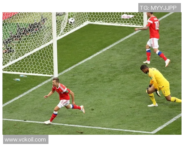 足球明星进球挑战赛精彩瞬间集锦与背后故事分享